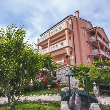 Apartman In With Air Conditioning, Wifi 4886-5 Lopar