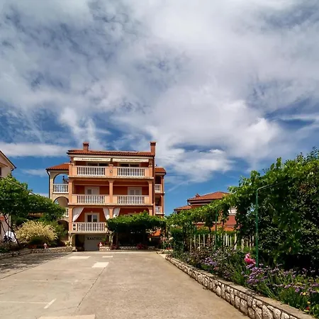 Appartement In With Air Conditioning, Wifi 4886-5