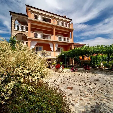 Appartement In With Air Conditioning, Wifi 4886-5