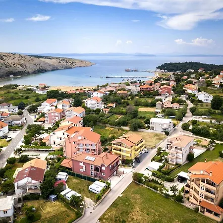 In With Air Conditioning, Wifi 4886-5 Lejlighed *